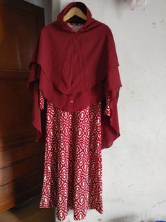 Gamis syar'i maroon motif