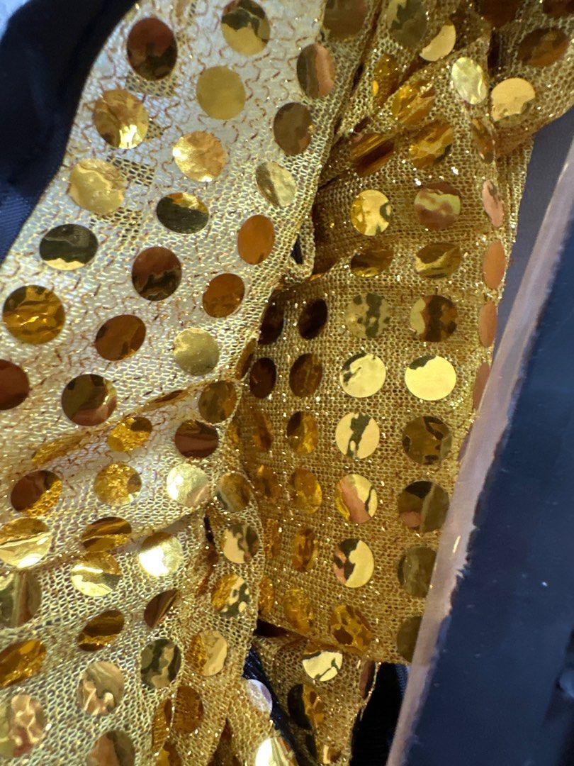 Gold tailcoat new arrivals
