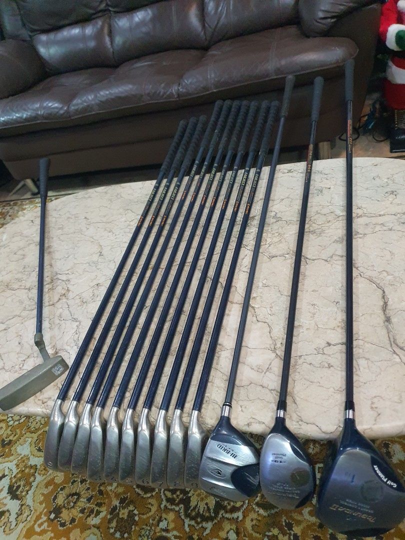 Golf Maxfli (Category: Golf) located in Paranaque City. Submitted by manilagolfmarket (Listing ID 1266274168, Image 2). Description: For Sale Maxfli S flex graphite shaft irons Tobunda wood and driver bag included need to replace head cover clip for only 7.3k pick up Bf Paranaque or add shipping.