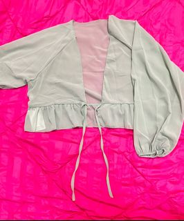 (Category: ) located in . Submitted by tythrifting (Listing ID 1266421424, Image 1). Description: .