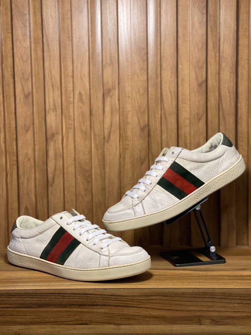 Gucci leather sneaker with web clearance
