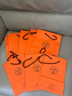 （分類：）位於 。 由 Iluvshopping 提交（商品編號 1266273867，圖片 1）。簡介： 。