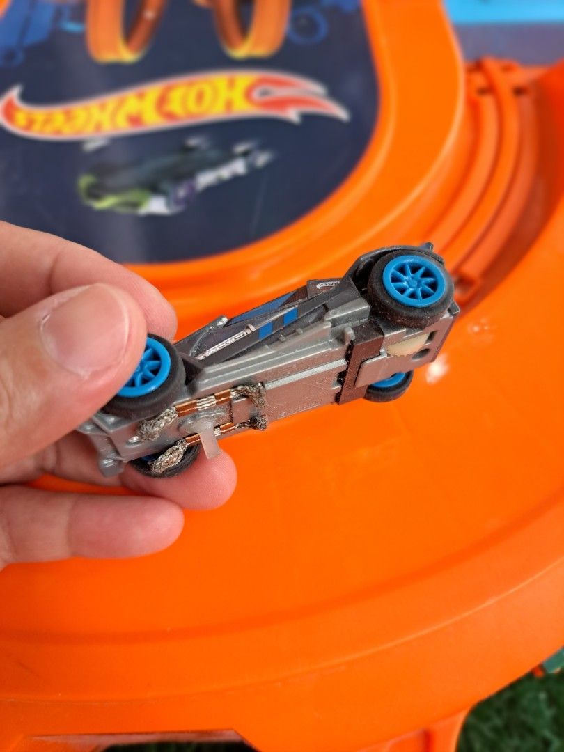 Hot Wheels Carrying Case Slot Car Race Track Set 164, Hobbies & Toys