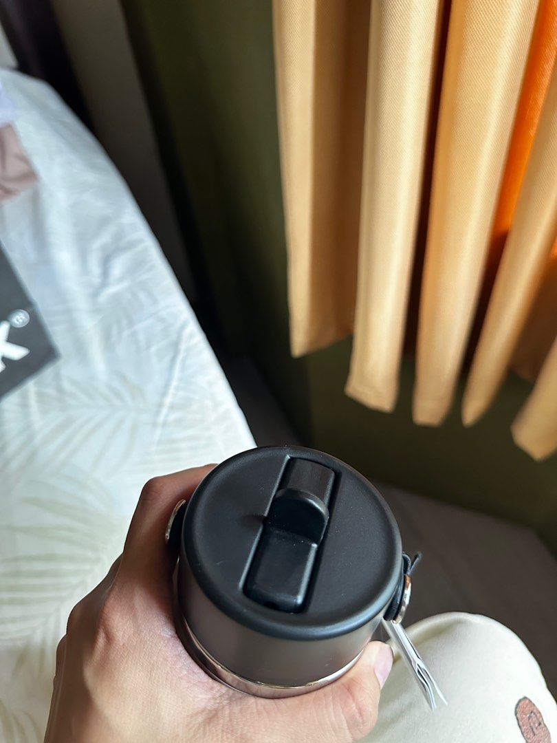 Hydroflask new color GRAPEFRUIT 40oz, Furniture & Home Living