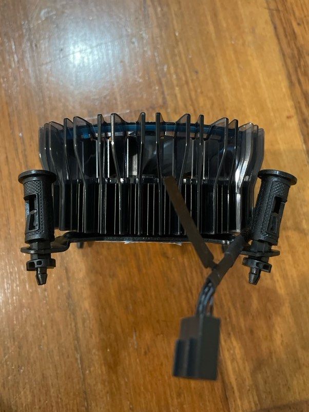 Intel Laminar RM1 CPU Cooler, Computers & Tech, Parts & Accessories