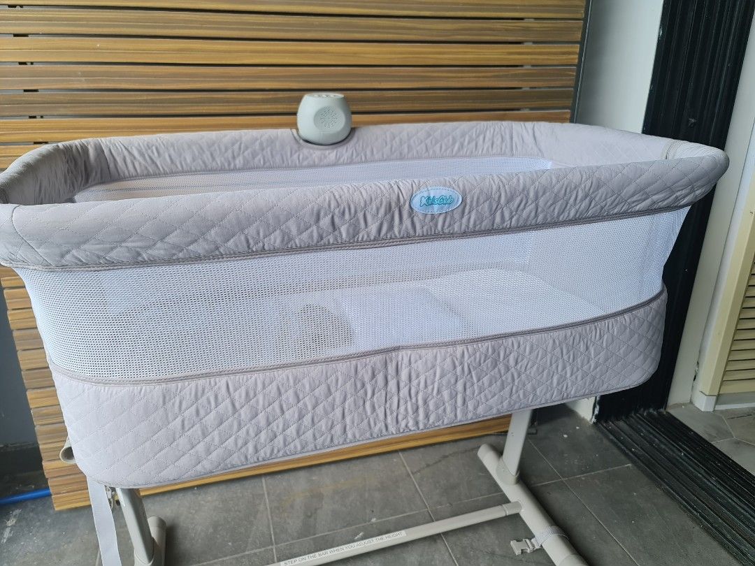 Kids club bedside sleeper top