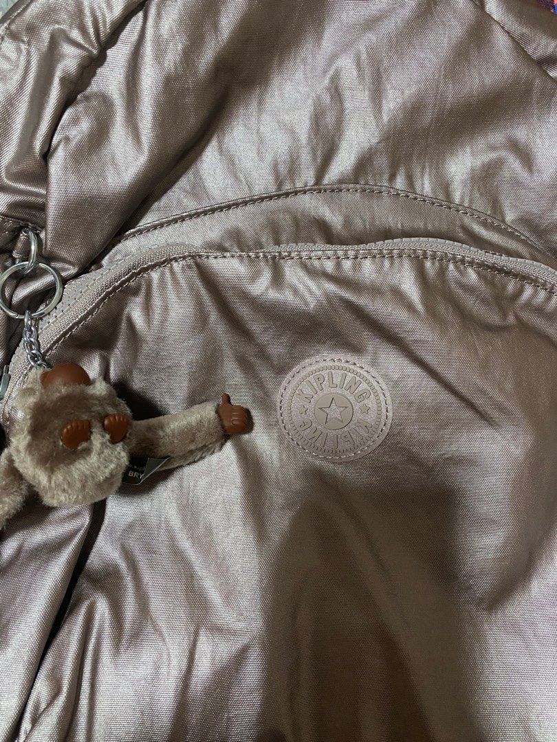 Kipling backpack (Category: Backpacks) located in Singapore. Submitted by yojyoj85 (Listing ID 1266319555, Image 2). Description: Authentic kipling backpack Length 35 cm Width 32 cm.