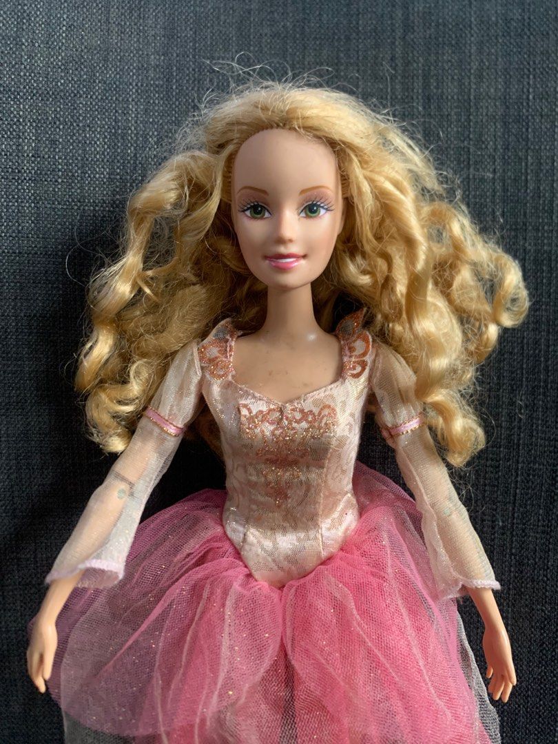 Large Genevieve Barbie Doll (Category: Kids Toys) located in Davao. Submitted by riccirici (Listing ID 1266252560, Image 2). Description: Large Genevieve Barbie Doll 12 Dancing Princesses 2006 With Crown Good condition 4,800 php Add SF Bank Transfer, Gcash .