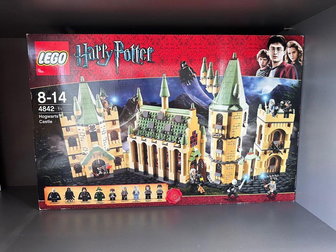 Lego Hogwarts Castle 4842, Hobbies & Toys, Toys & Games on Carousell