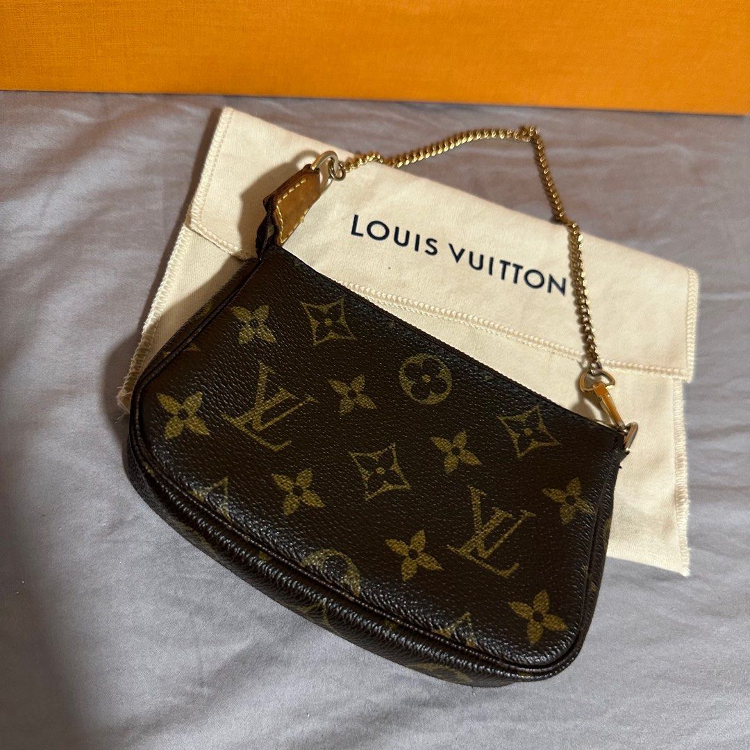 Authentic Louis Vuitton Pochette Shoulder Bag, Luxury, Bags & Wallets on  Carousell