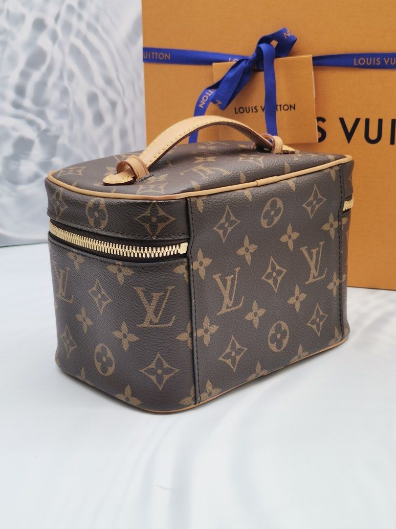 Louis vuitton vanity mini store