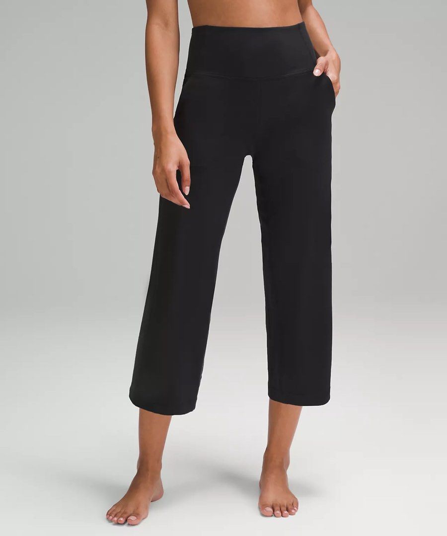 lululemon Align™ High-Rise Crop with Pockets 23- Black, Size 4, Women's  Fashion, Activewear on Carousell