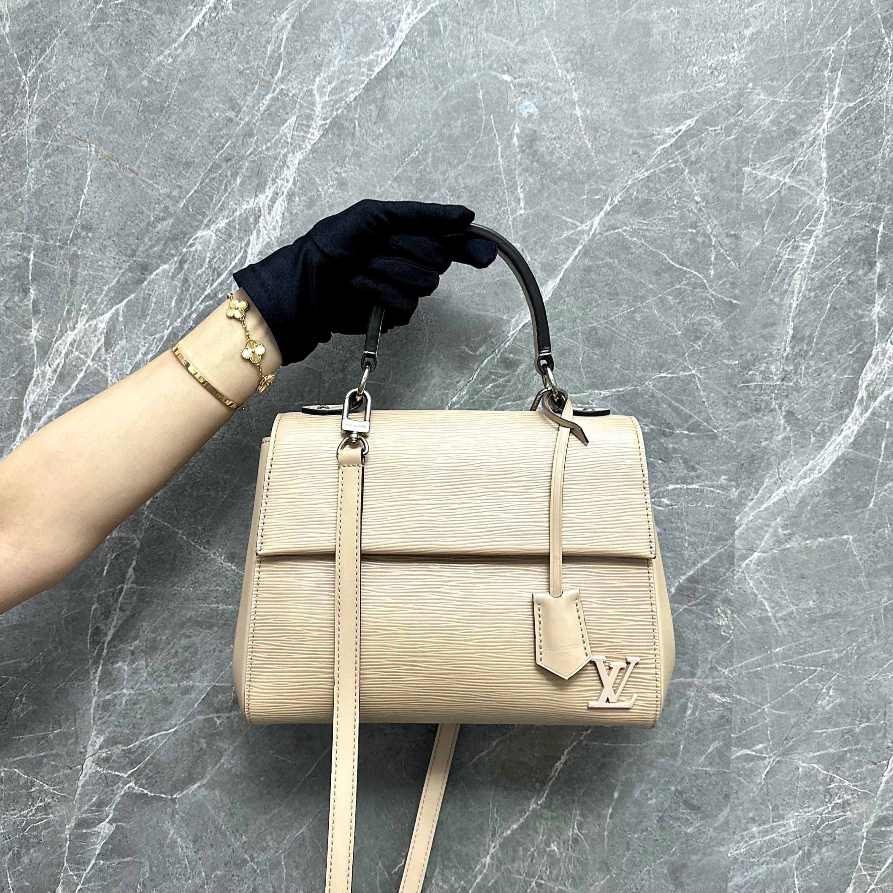 Vuitton shoulder bag new arrivals