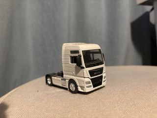 （分類：）位於 。 由 afryharh 提交（商品編號 1266414893，圖片 1）。簡介： 。