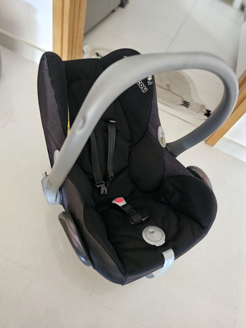 Maxi cosi pebble wedge booster cushion top