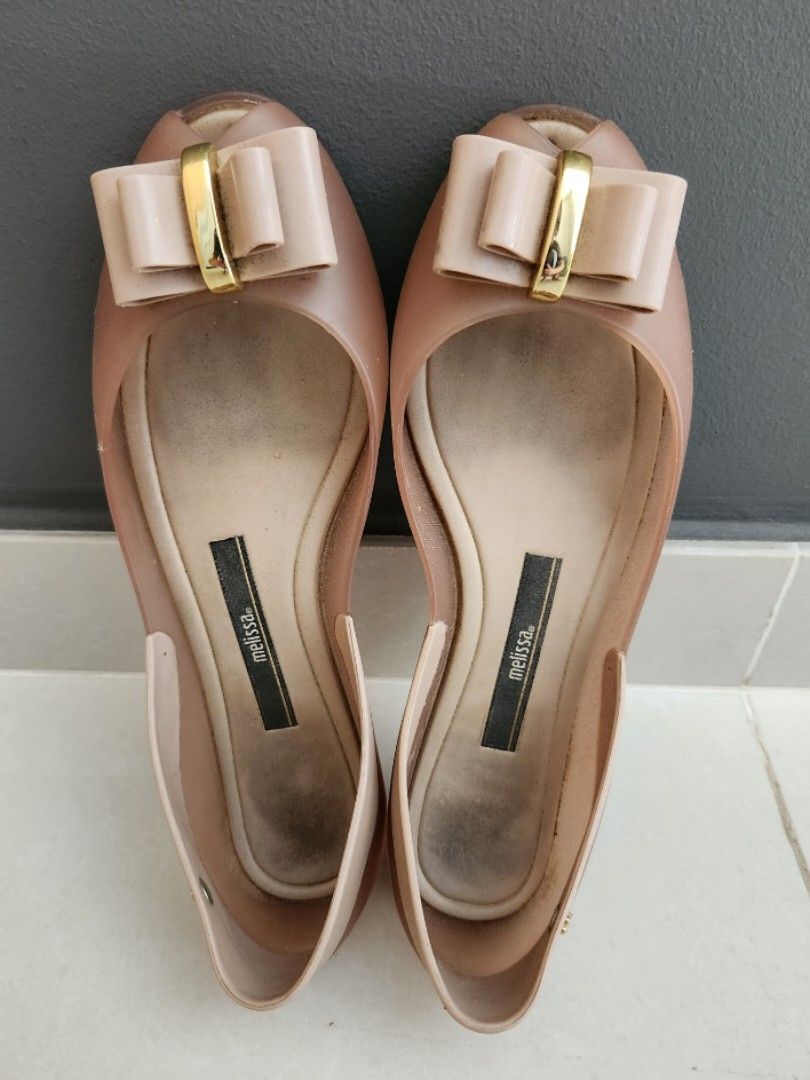 Melissa Queen V shoes