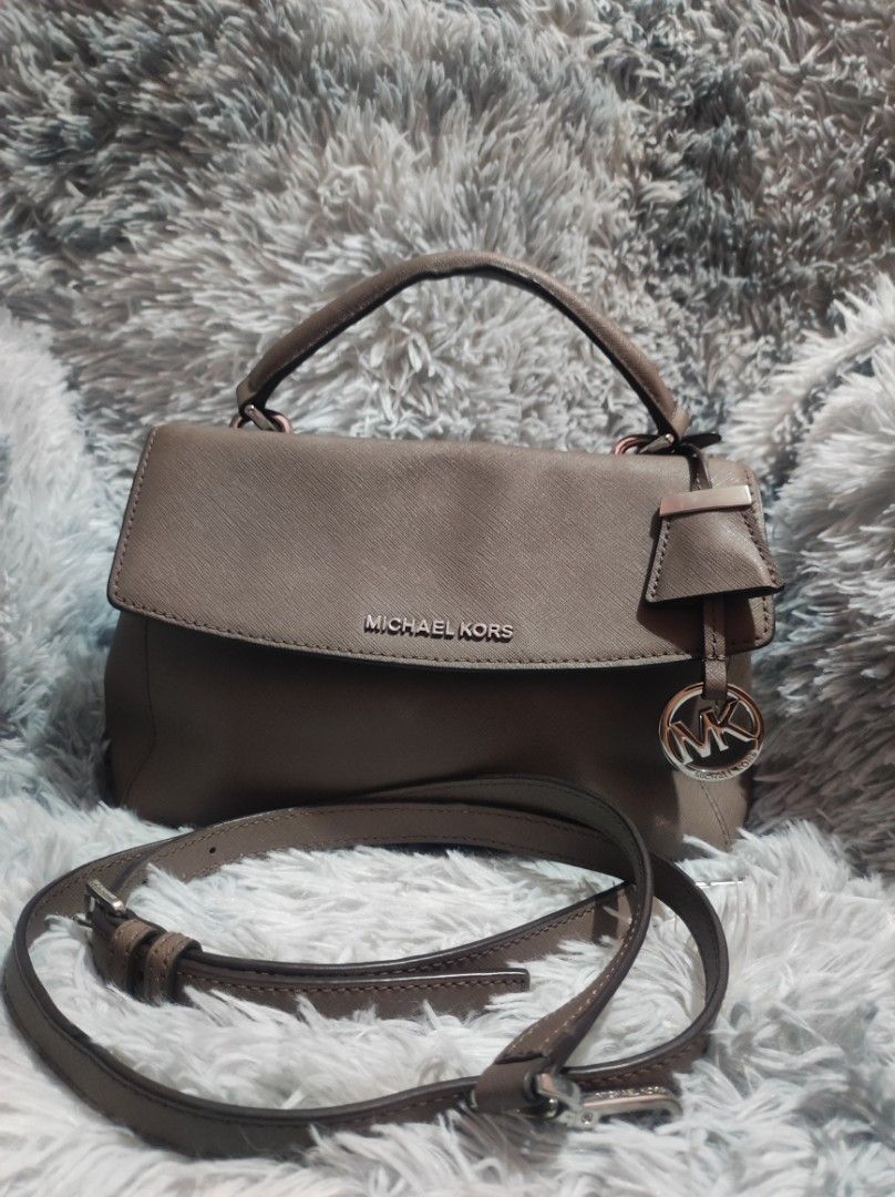 Mk ava top