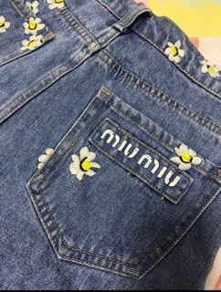 （分類：）位於 。 由 gabilicious20 提交（商品編號 1266379342，圖片 1）。簡介： 。