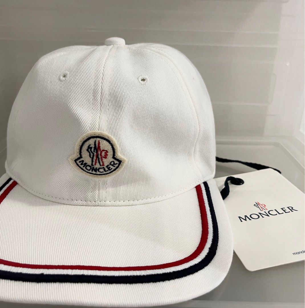 Moncler cap white store