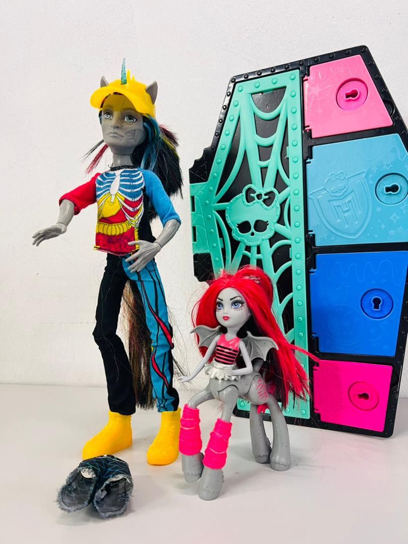 Monster High Neighthan Rot Doll Fright Mares Doll Set