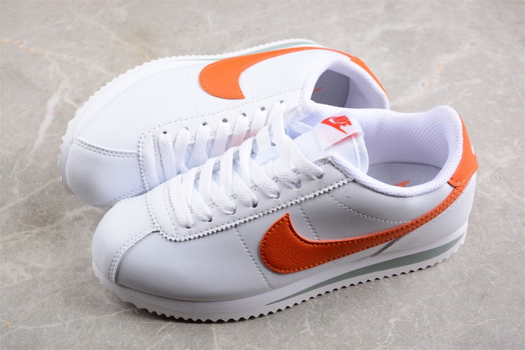 White orange hotsell nike