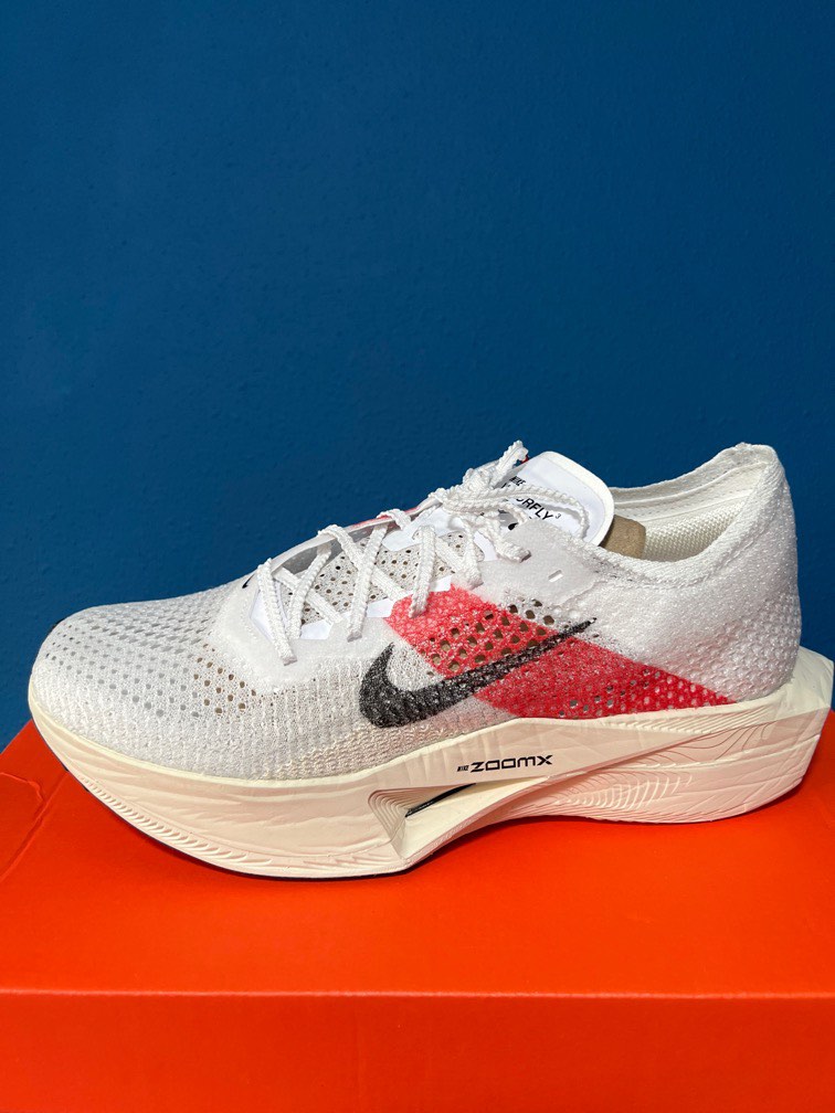 Nike ZoomX Vaporfly Next % 3 - Eliud Kipchoge, Men's Fashion, Footwear ...