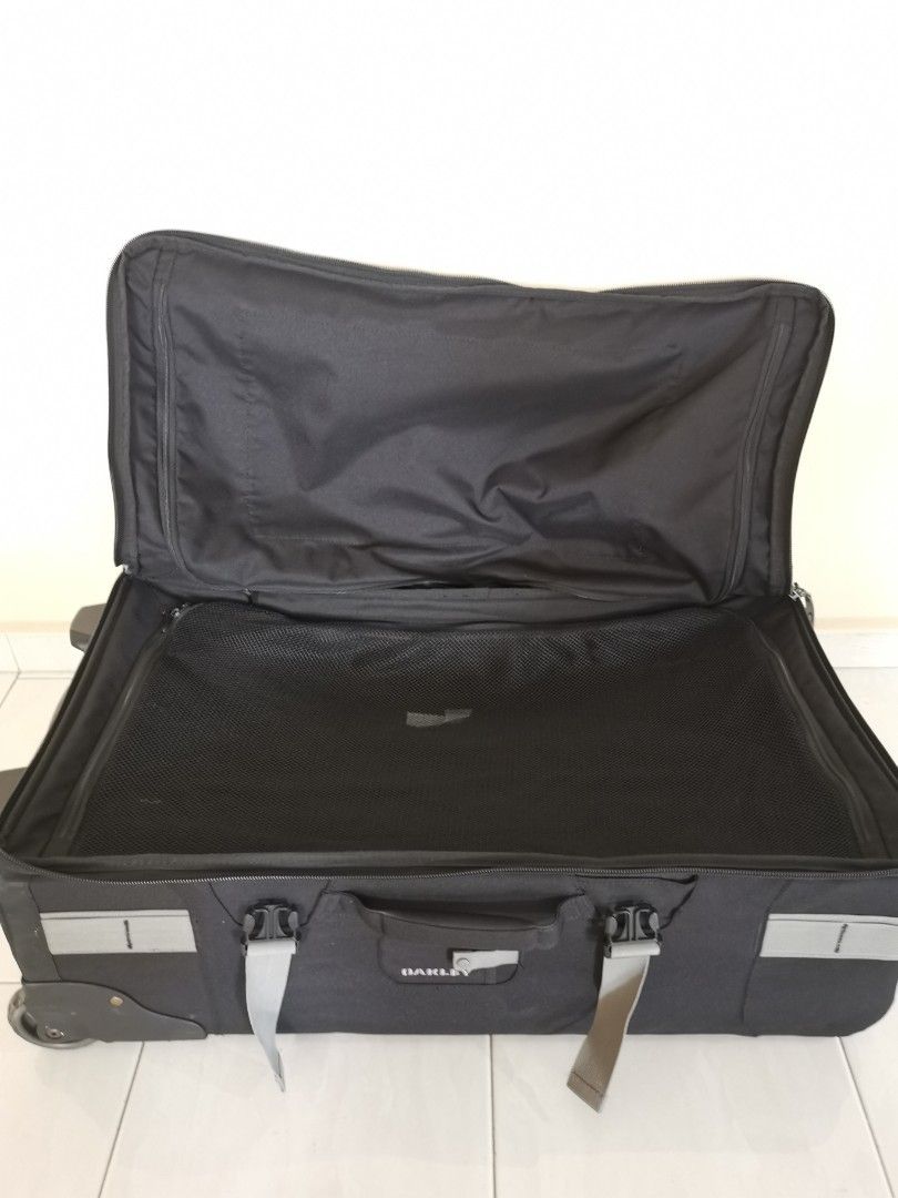 Oakley luggage store