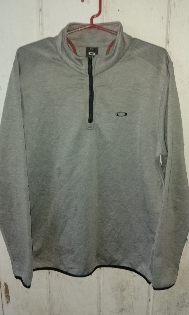 Oakley quarter zip jacket discount