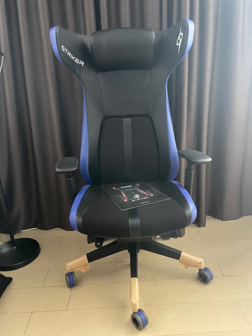 Okamura Striker Gaming Chair (Blue), Furniture & Home Living, Furniture ...