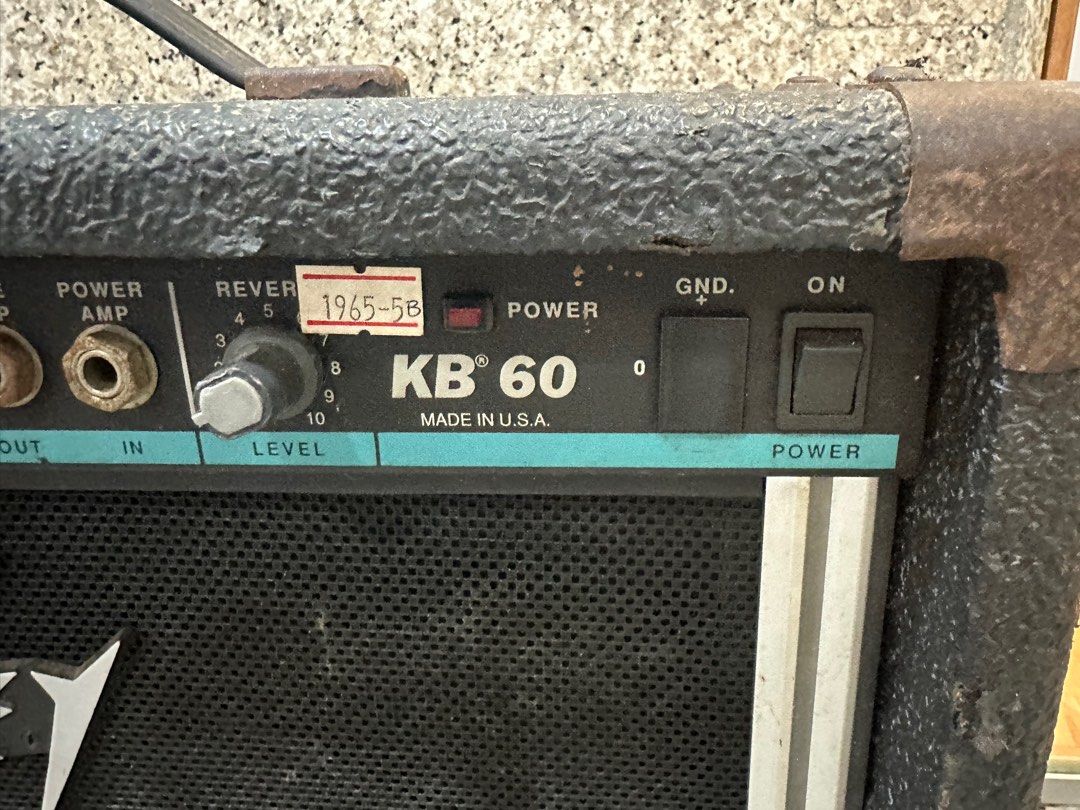 Peavey USA KB60 Keyboard Amp, Hobbies & Toys, Music & Media, Music