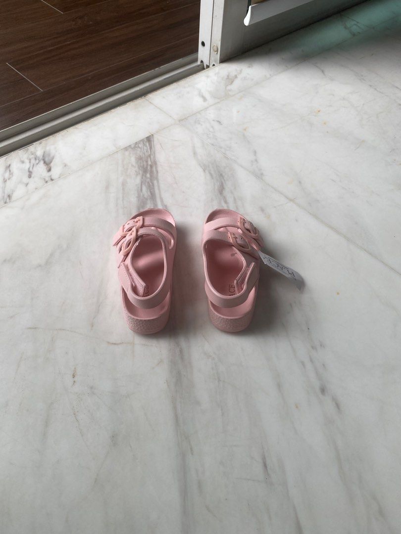 Girls sandals size best sale 8