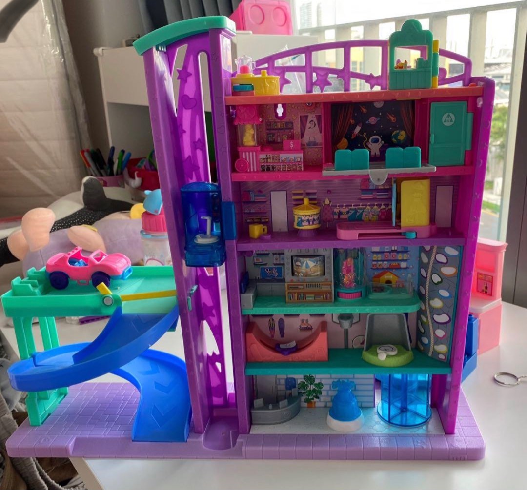 Polly Pocket Pollyville Mega Mall, Hobbies & Toys, Toys & Games on ...