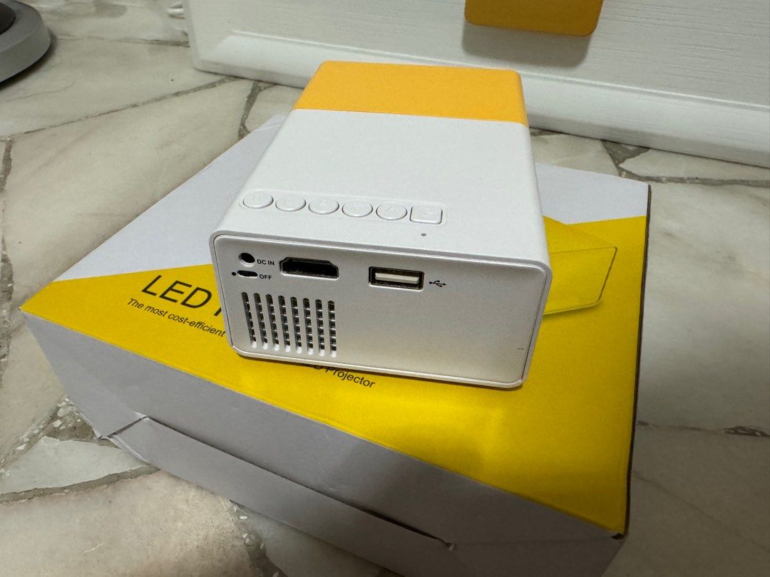 Portable Mini LED Projector, TV & Home Appliances, TV & Entertainment ...