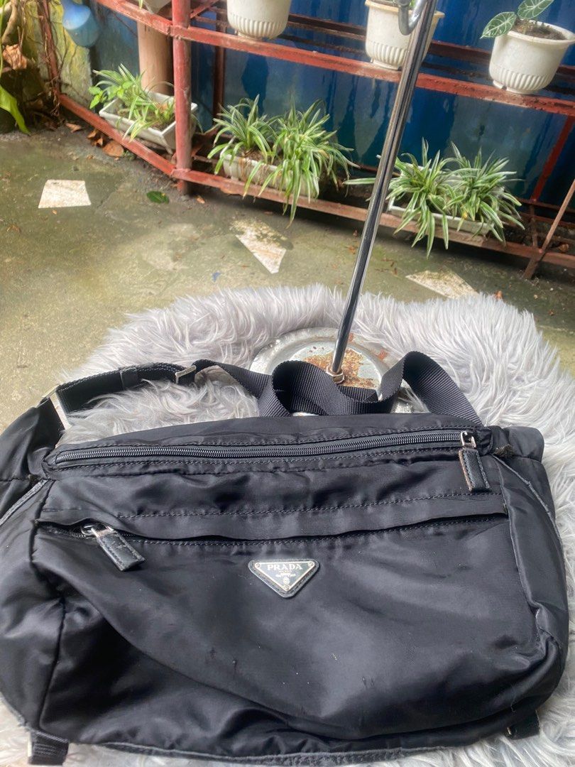 PRADA LARGE BELTBAG/SLING BAG (Category: Luxury Bags & Wallets) located in Bacolod City. Submitted by chuchaystuffs (Listing ID 1266283024, Image 1). Description: Bagsak kayo na Po mgtahi my part na tastas but not that malala nmn see pics .