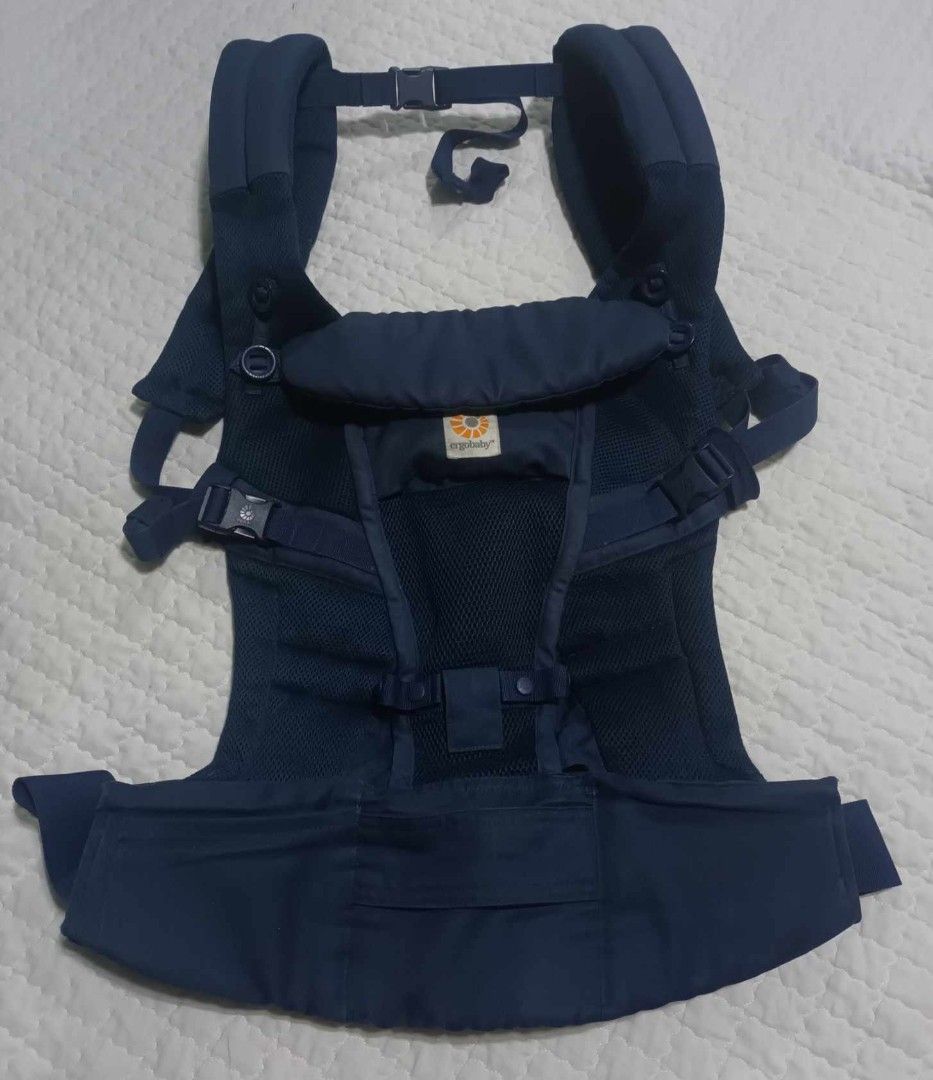 Preloved baby carrier Babies Kids Going Out Carriers Slings
