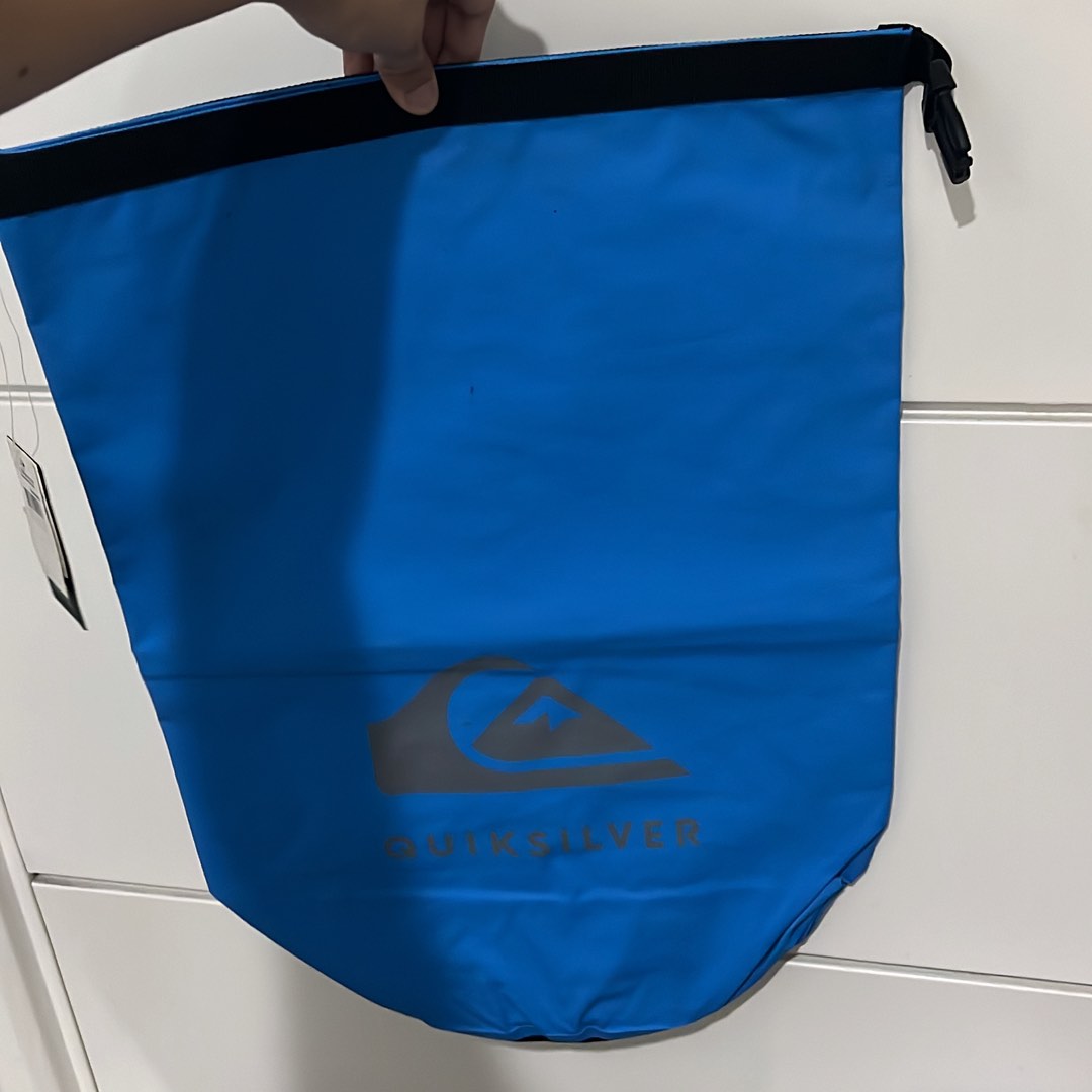 QuickSilver, Women's Fashion, Bags & Wallets, Beach Bags on Carousell