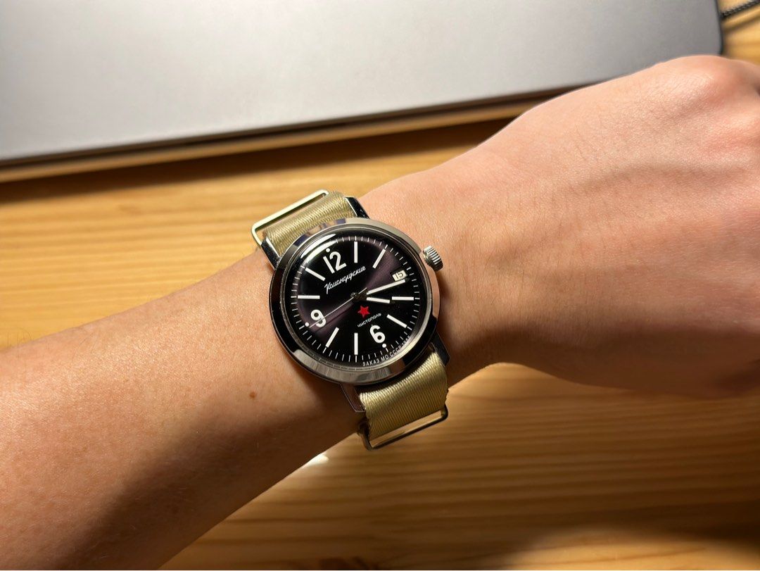 Meglio vostok discount amphibia o komandirskie