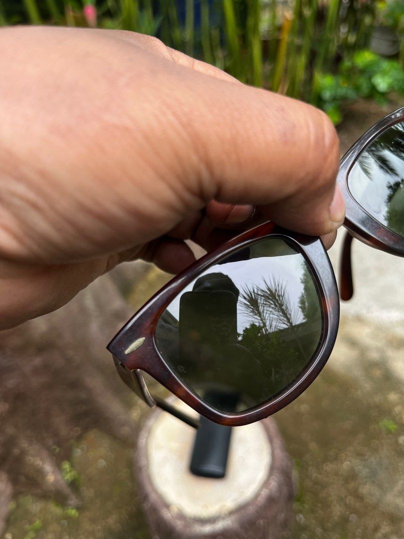 Rayban Wayfarer tortoise Original BL Hard Rock Cafe Honolulu
