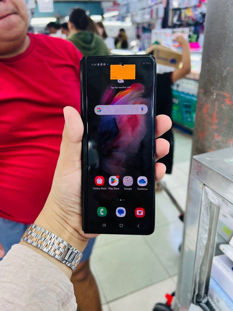 Samsung Z Fold 3 (Category: Samsung) located in San Juan City. Submitted by javedsgadgetshop (Listing ID 1266404460, Image 3). Description: OPEN FOR INSTALLMENT VIA CREDIT CARD/GGIVES & SWAP/TRADE-IN! WE BUY AND SELL ( ANYKINDS OF UNIT BINIBILI PO NAMIN)! PTPA : Padelete po f bawal Read ❗️Onhand ‼️ Samsung Fold 3 5G •256gb •NTC Variant •Good batt health •Factory Unlock •95% Smoothness •No hidden issue | No Repaired •100% Authentic | Not Refurbish