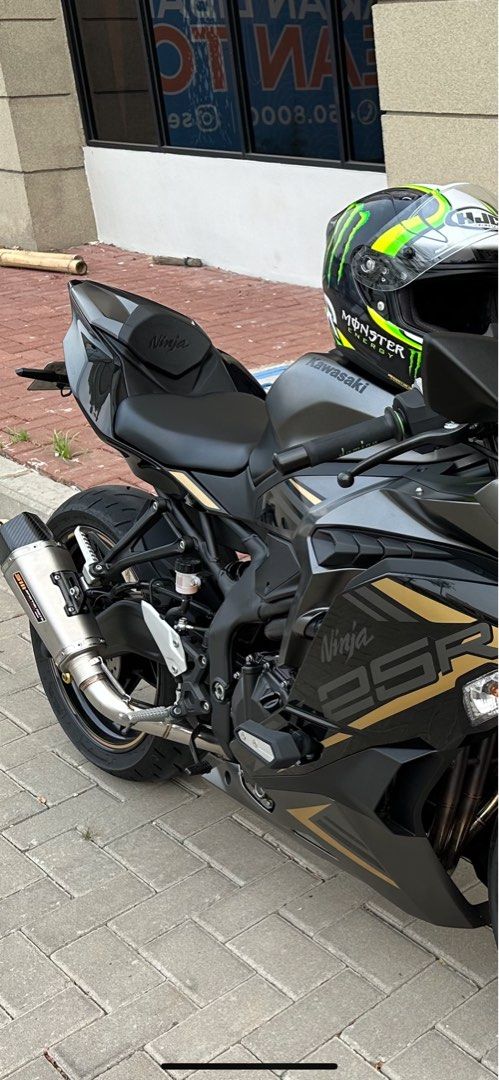 Single Seater kawasaki Zx25r original kawasaki grey abu abu mulus