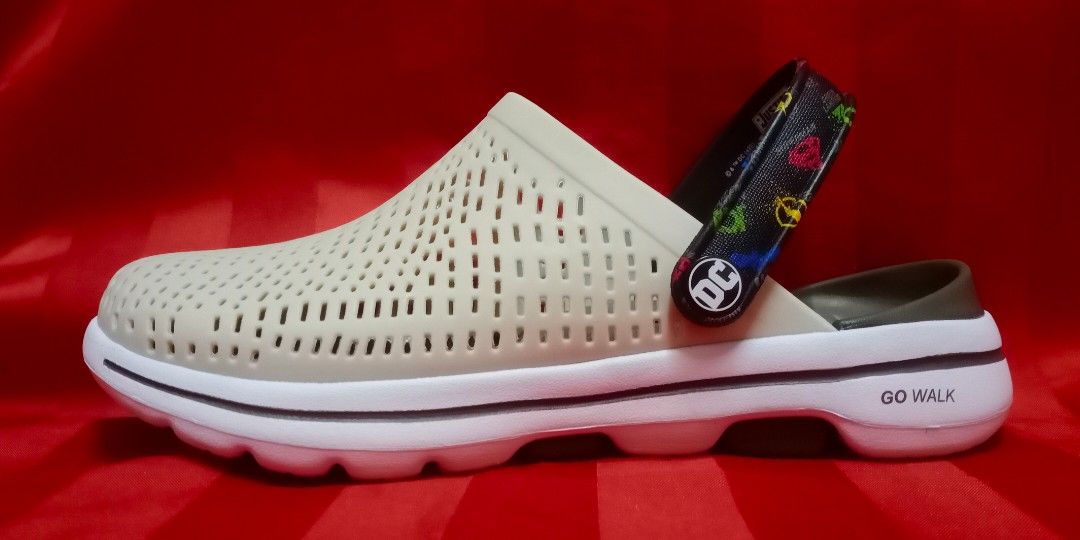 Skechers penang top