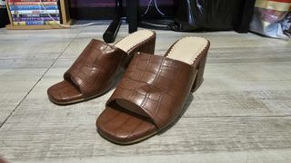 Slip on croc sandals