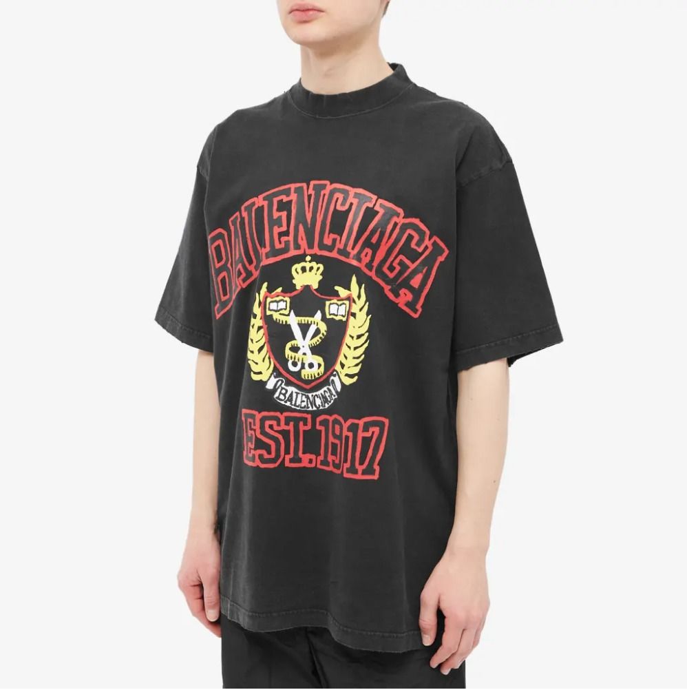 balenciaga t shirt graphic