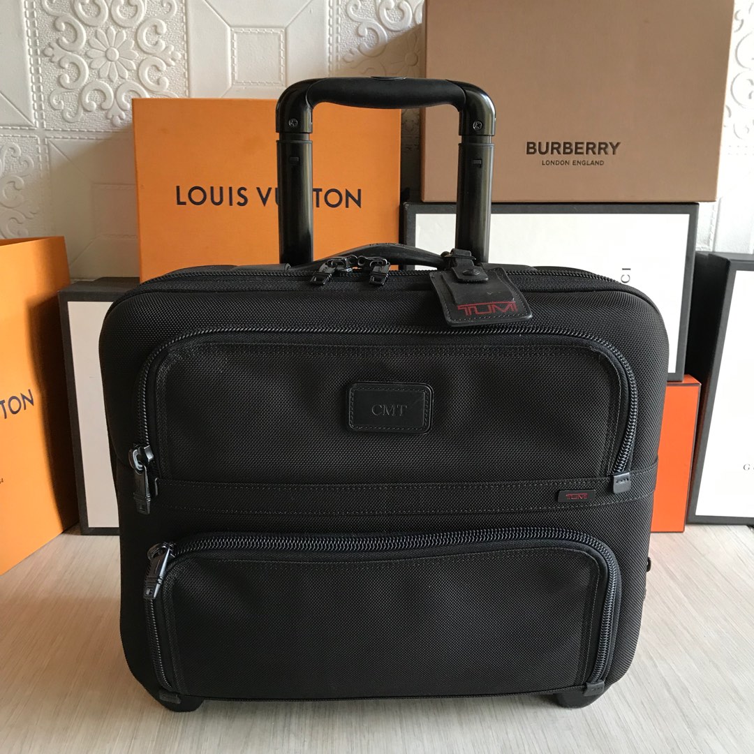Tumi Authentic Trolley Office Bag Expandable, Barang Mewah, Tas