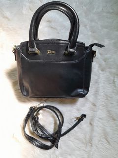 Ukay Bags Designer Used Leather Branded Bags Second-hand Brand Sling Bag  Thrift Luxury Handbags - Buy Ukay Bags Designer Used Leather Branded Bags  Second-hand Brand Sling Bag Thrift Luxury Handbags Product on