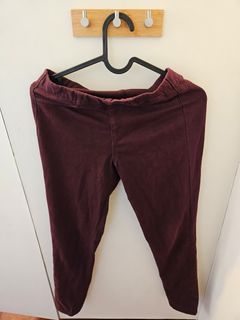 Uniqlo酒紅色褲子