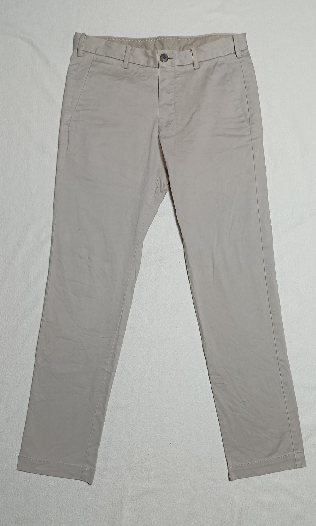 Uniqlo Khaki Pants, Men's Fashion, Bottoms, Chinos on Carousell