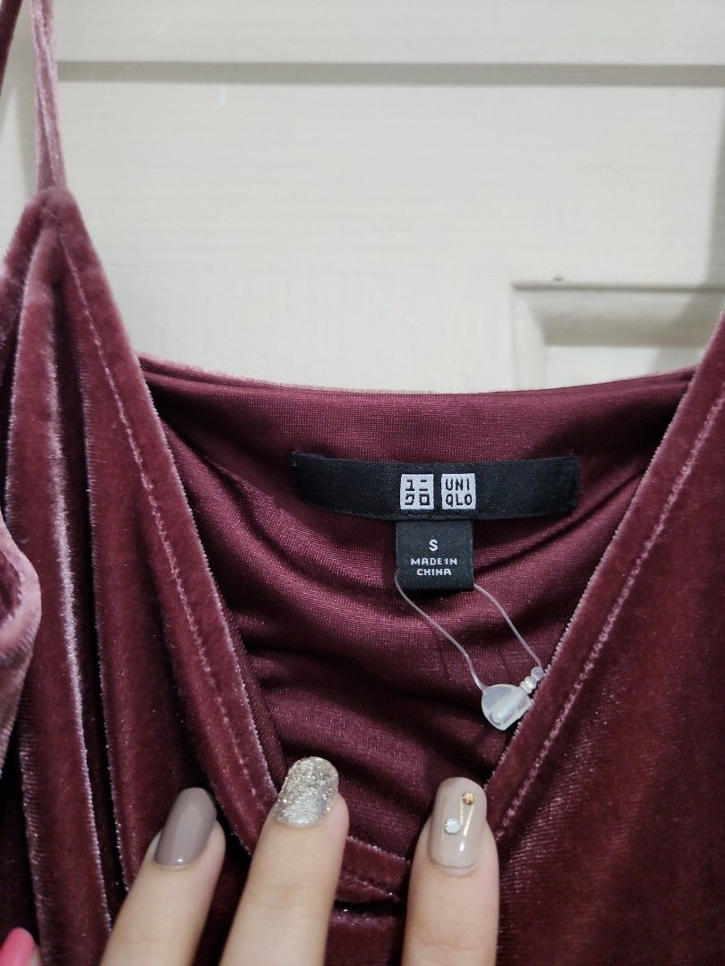 UNIQLO VELVET DRESS Women s Fashion Dresses Sets Dresses on