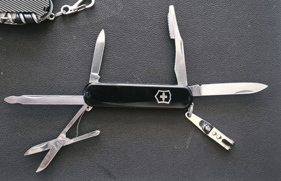 Victorinox 74mm cheap