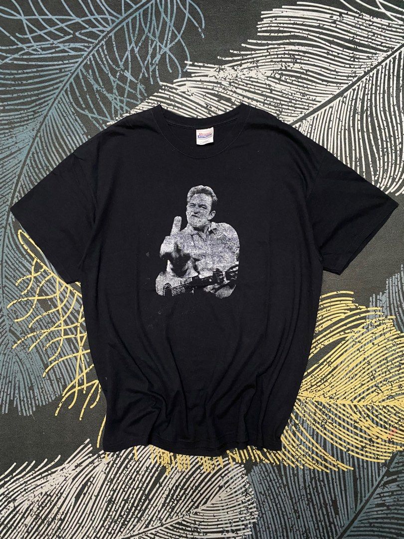 Vintage Johnny Cash Iconic Middle Finger Graphic Tee, Men's Fashion ...